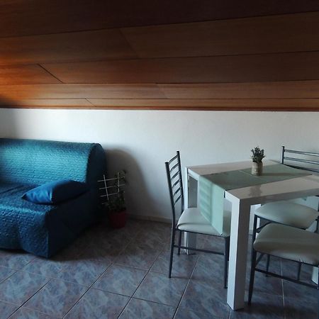 Apartments Suljic - Cash Only Property สตารีกราด ภายนอก รูปภาพ