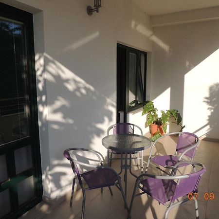 Apartments Suljic - Cash Only Property สตารีกราด ภายนอก รูปภาพ