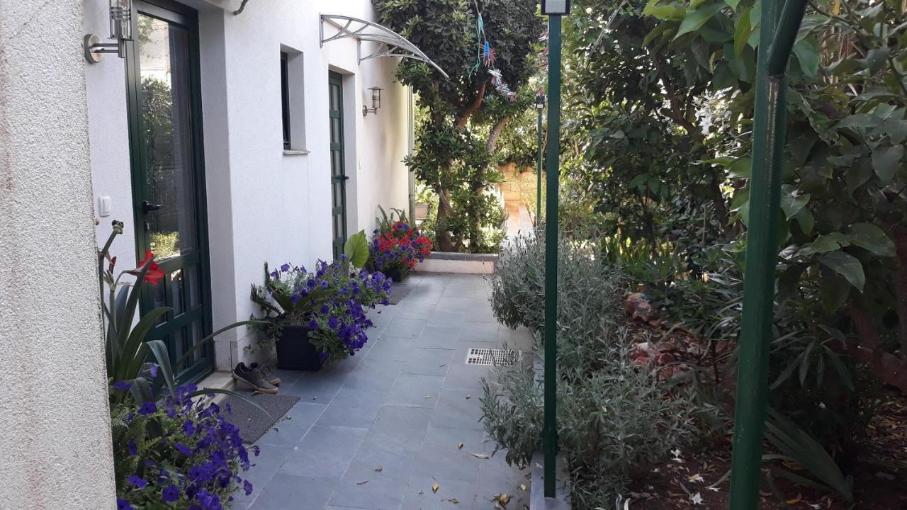 Apartments Suljic - Cash Only Property สตารีกราด ภายนอก รูปภาพ